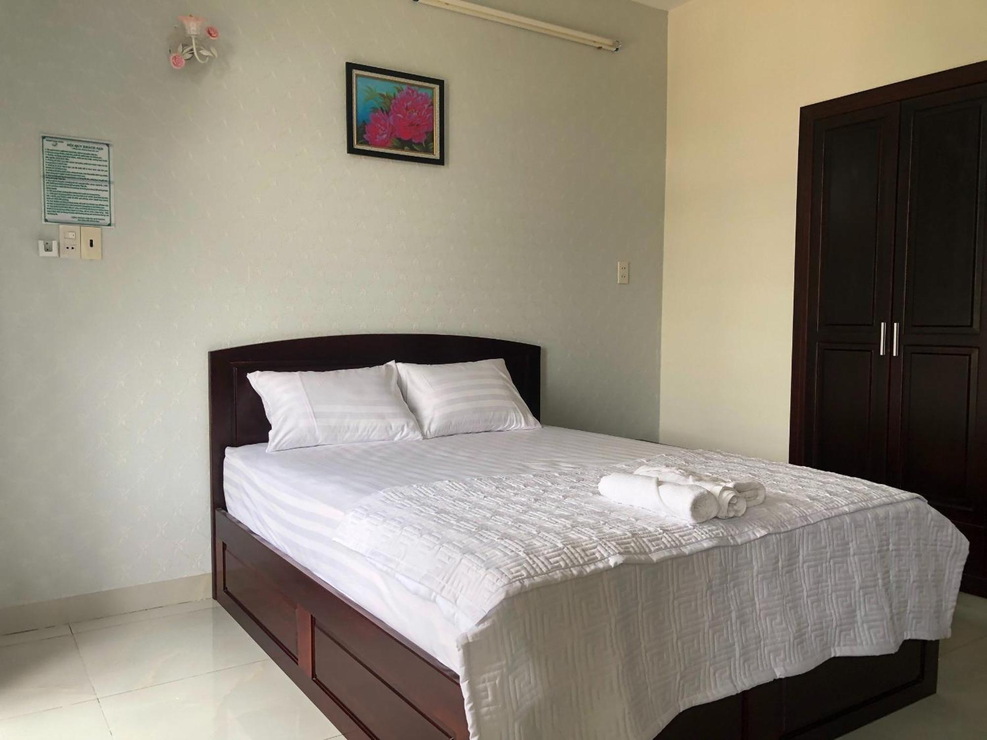 Green Ville Hotel Dong Nai Dau Giay Екстер'єр фото