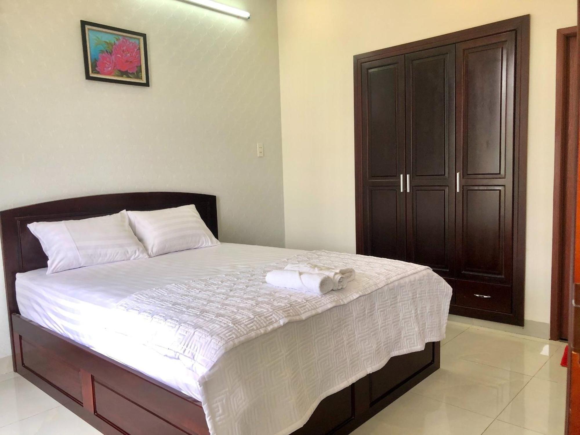 Green Ville Hotel Dong Nai Dau Giay Екстер'єр фото